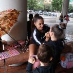 Taller de maquillatge del CCR, l’únic que han pogut fer degut a la pluja