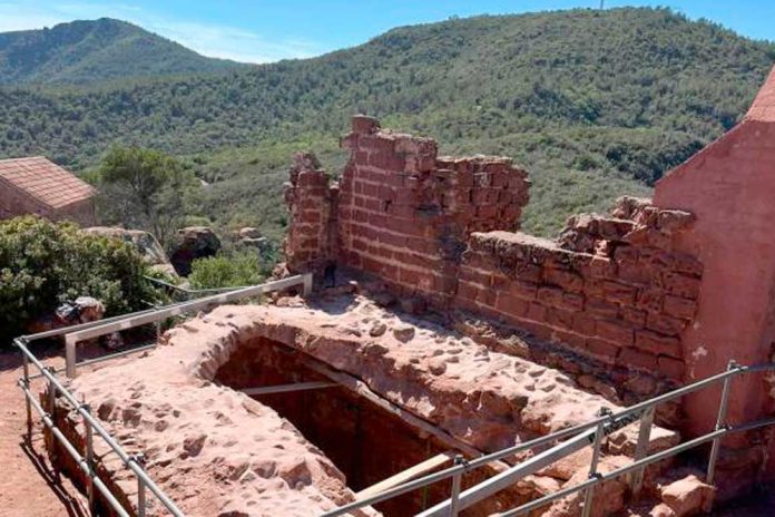 Visita guiada a la cisterna del Castell