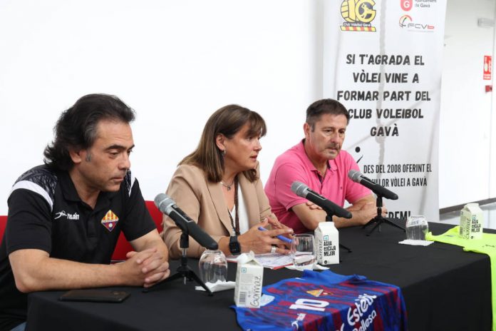 Handbol i vòlei a la platja de Gavà