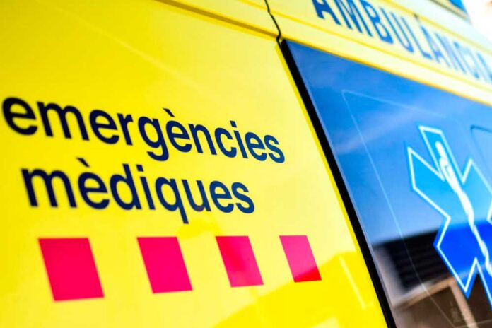 Mor un motorista en xocar amb un camió a Gavà