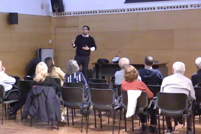 XERRADA-ZBE-121124 Xerrada per a la gent gran sobre la normativa de la ZBE a Gavà