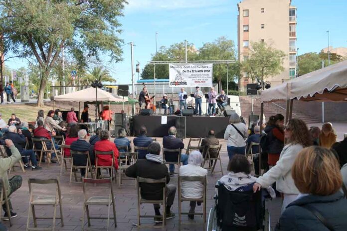 Músics i entitats units per refermar la solidaritat de Gavà amb València