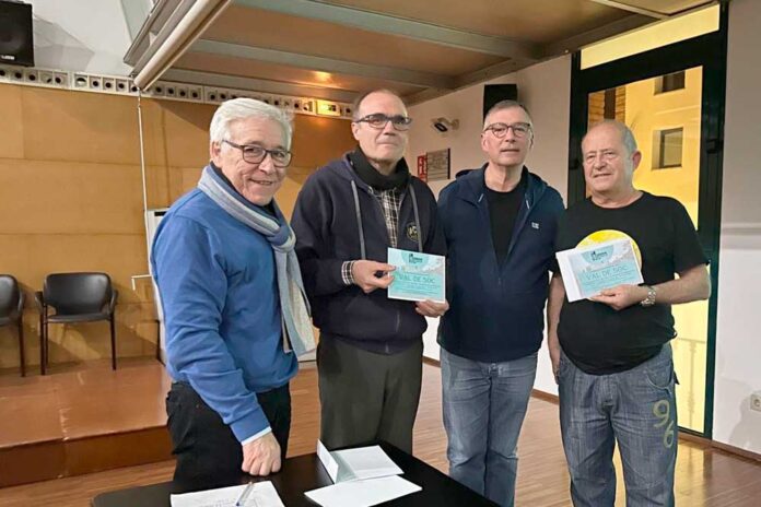 17 persones participen en el I Concurs Fotogràfic per a Gent Gran