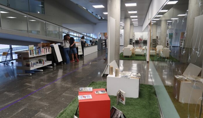 biblioteca