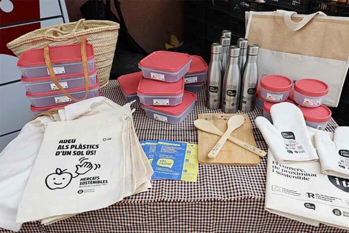 Campanya als mercats per fomentar envasos reutilitzables