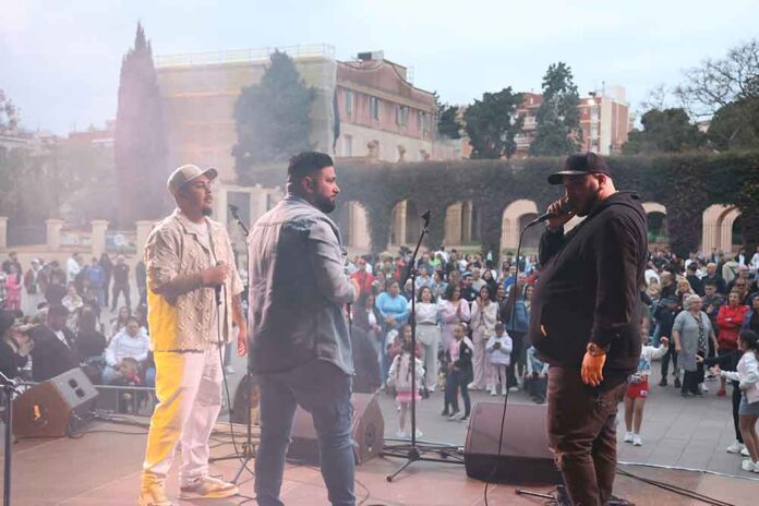 poble-gitano-1-140425 La comunitat gitana de Gavà celebra el seu dia