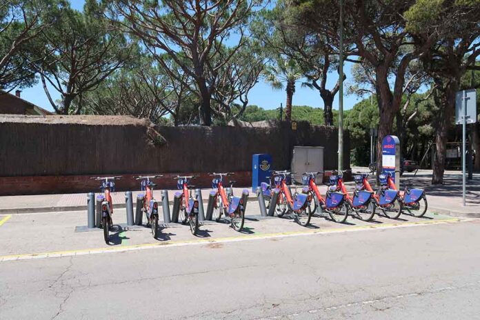 PLATJA-2-300525 AMBici amplia el seu horari
