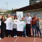 Foto de família de la presentació de la marxa, aquest matí a La Bòbila