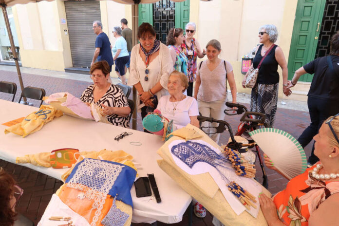 Trobada de puntaires de Sant Pere