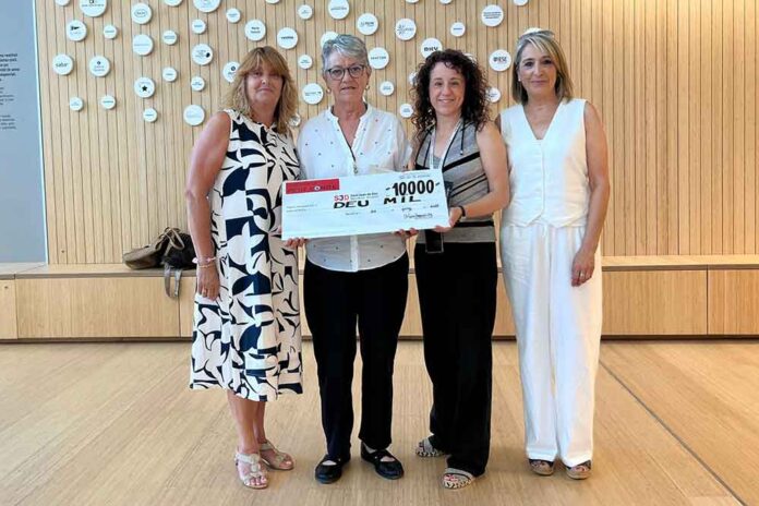 Petit Comitè dóna els 10.000€ recaptats
