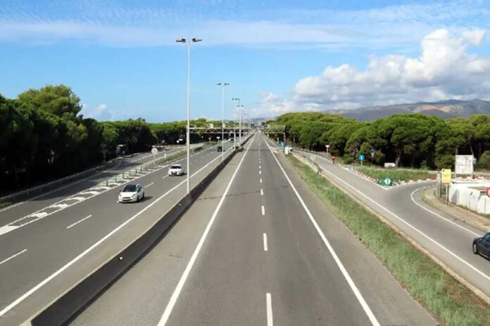 autovia-271025 Prova pilot per reduir l'impacte sonor a la C-31 al seu pas per Castelldefels i Gavà