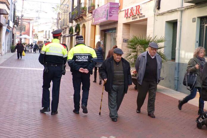 Més presència policial per evitar robatoris en eixos comercials