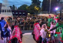 El tió caga regals per als infants de Gavà El tió caga regals per als infants de Gavà