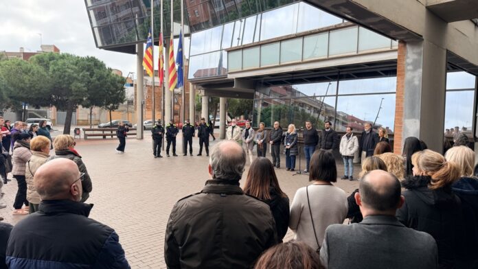 Minut silenci aiguats
