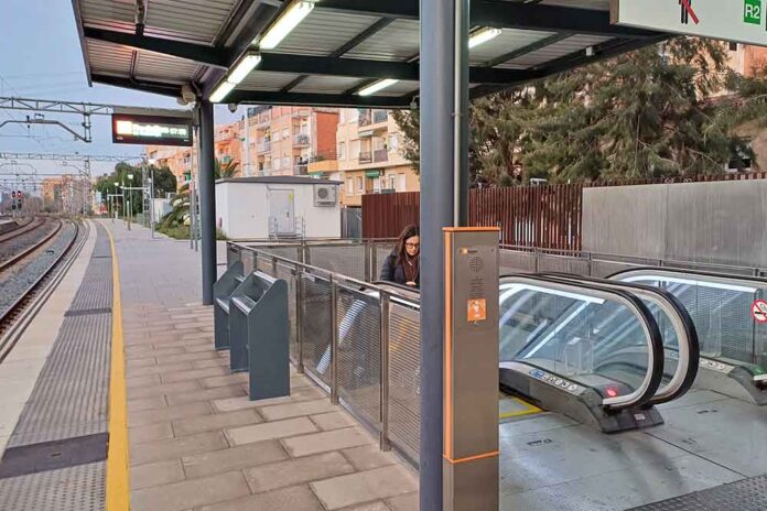 Rodalies continua encara sense servei