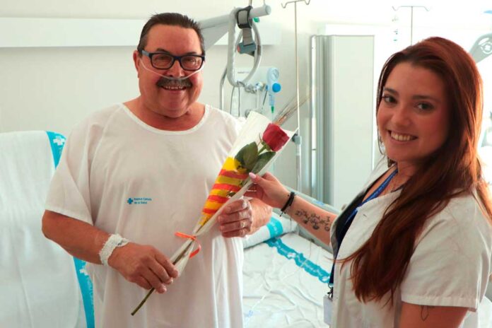 L’Hospital de Viladecans celebra Sant Jordi amb roses