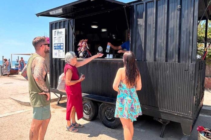 Foodtrucks a la platja de Gavà