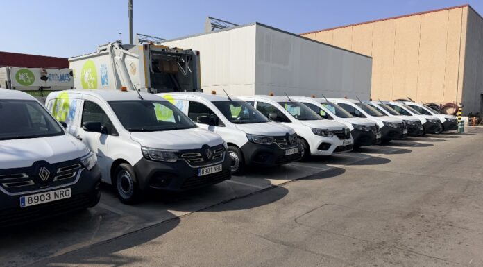 Nous vehicles per al manteniment i neteja de la ciutat vehicles