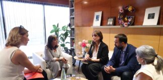 La Consellera de Recerca i Universitats visita Gavà La Consellera de Recerca i Universitats visita Gavà