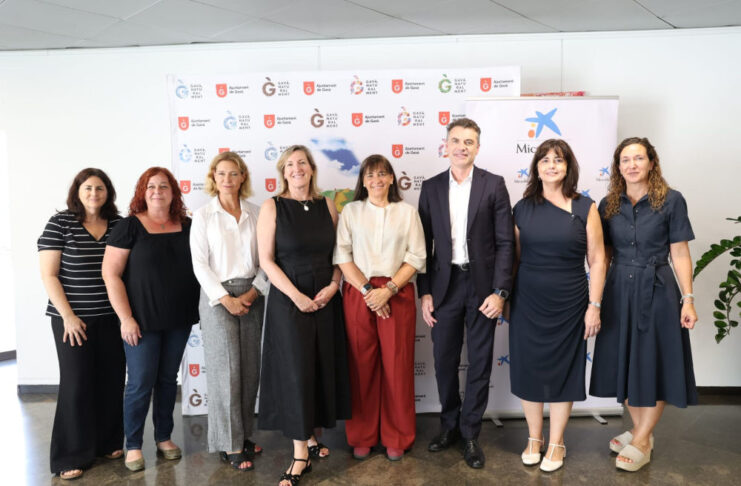 MicroBank i l’Ajuntament de Gavà signen un conveni de col·laboració per impulsar l’autoocupació i l’economia local MicroBank