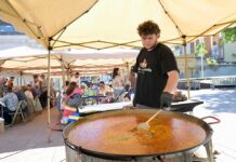 La Casa d’Aragó clou les festes d’El Pilar amb una paella popular La Casa d’Aragó clou les festes d’El Pilar amb una paella popular